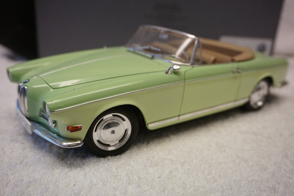 BMW 503 CABRIO GREEN REVELL 1:18 80430309315, Ophalen of Verzenden, Gebruikt, Auto, Revell