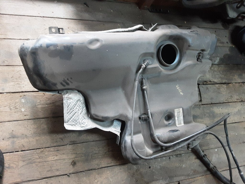 RESERVOIR CARBURANT Volkswagen New Beetle (9C1 / 9G1), Volkswagen, Volkswagen AG, Utilisé, Kundenbetreuung@volkswagen.de