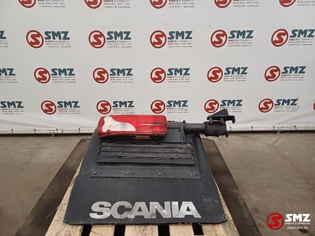 Occ spatbord rechtsvooraan / linksachteraan met ho, Gebruikt, Scania, Carrosserie en Plaatwerk