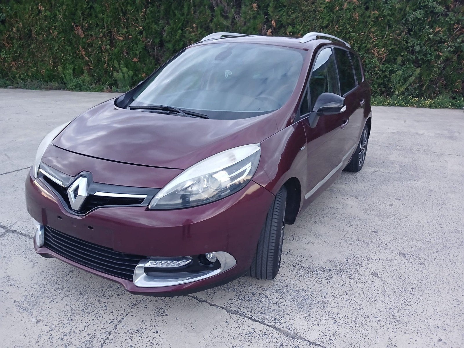 BON ETA 7 PLACE  0488121180