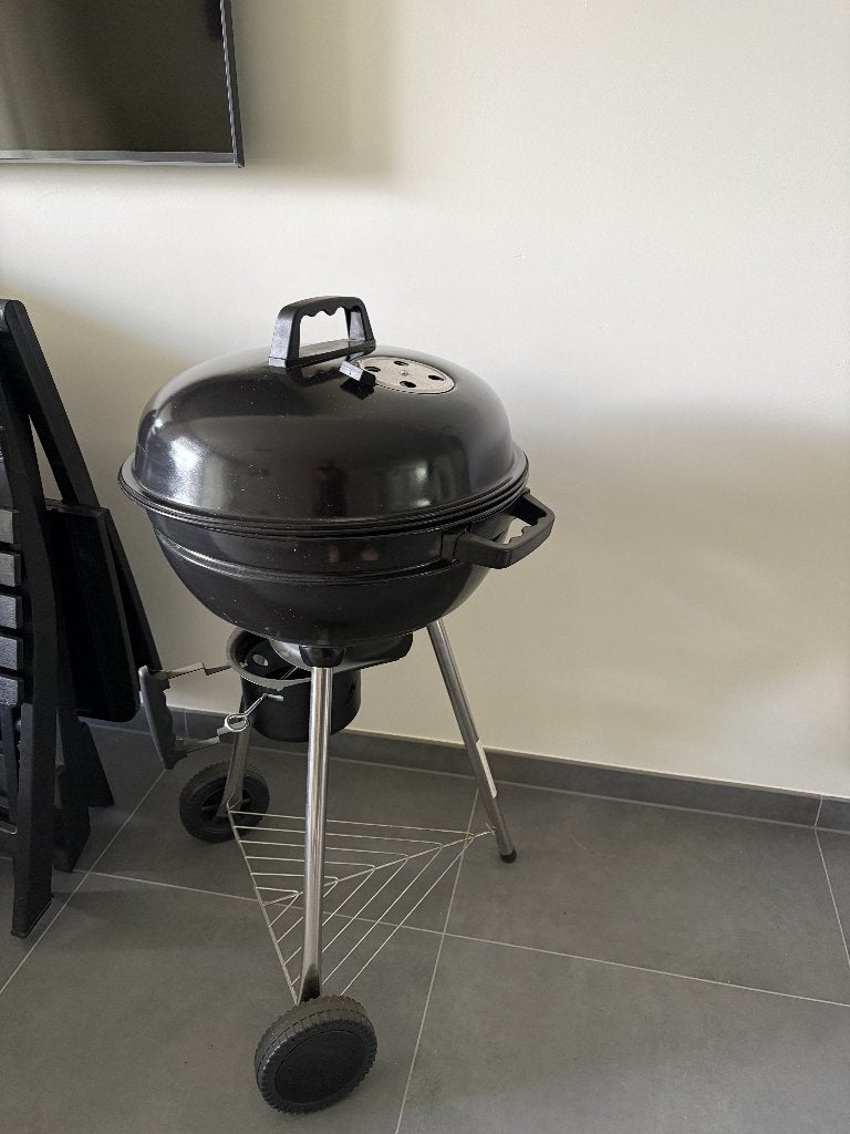 BBQ nog niet gebruikt 100 euro, Jardin & Terrasse, Barbecues au charbon de bois, Enlèvement, Neuf, Niet bekend