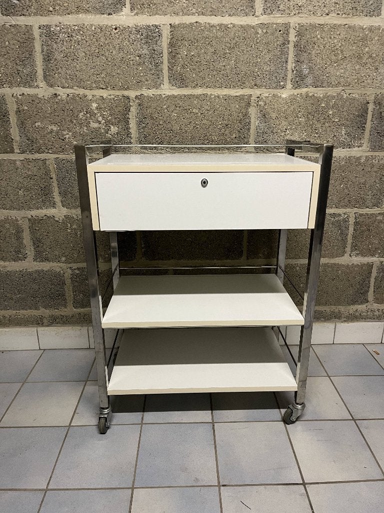Gratis roltafel schoonheidssalon, Ophalen, Gebruikt