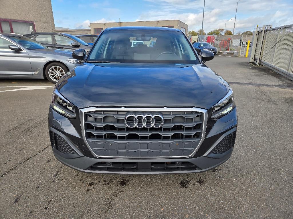 AUDI Q2, Autos, Audi, Cuir, Argent ou Gris, Achat, Entreprise
