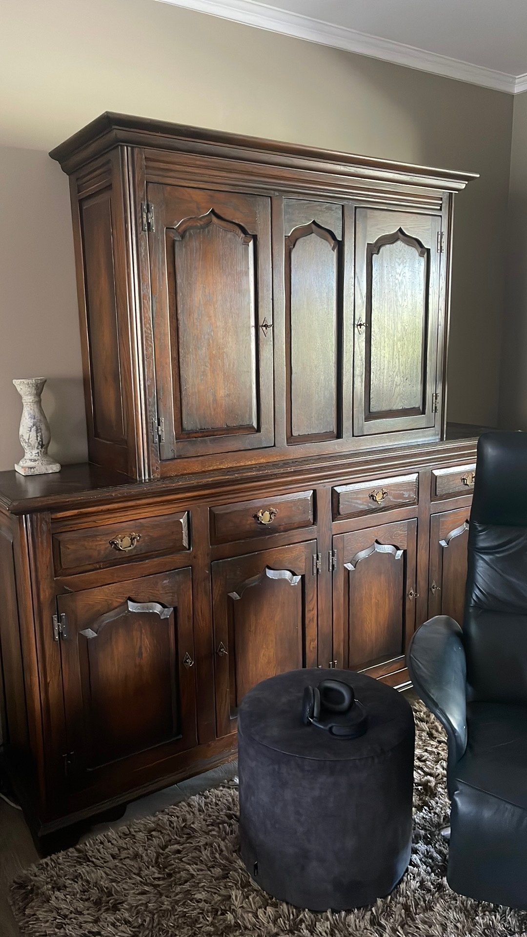 Eiken dressoir en buffetkast, donkere patine., Ophalen, Zo goed als nieuw