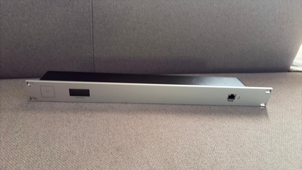 Cloud key gen 2 rack mount, Computers en Software, Netwerk switches, Ophalen, Zo goed als nieuw