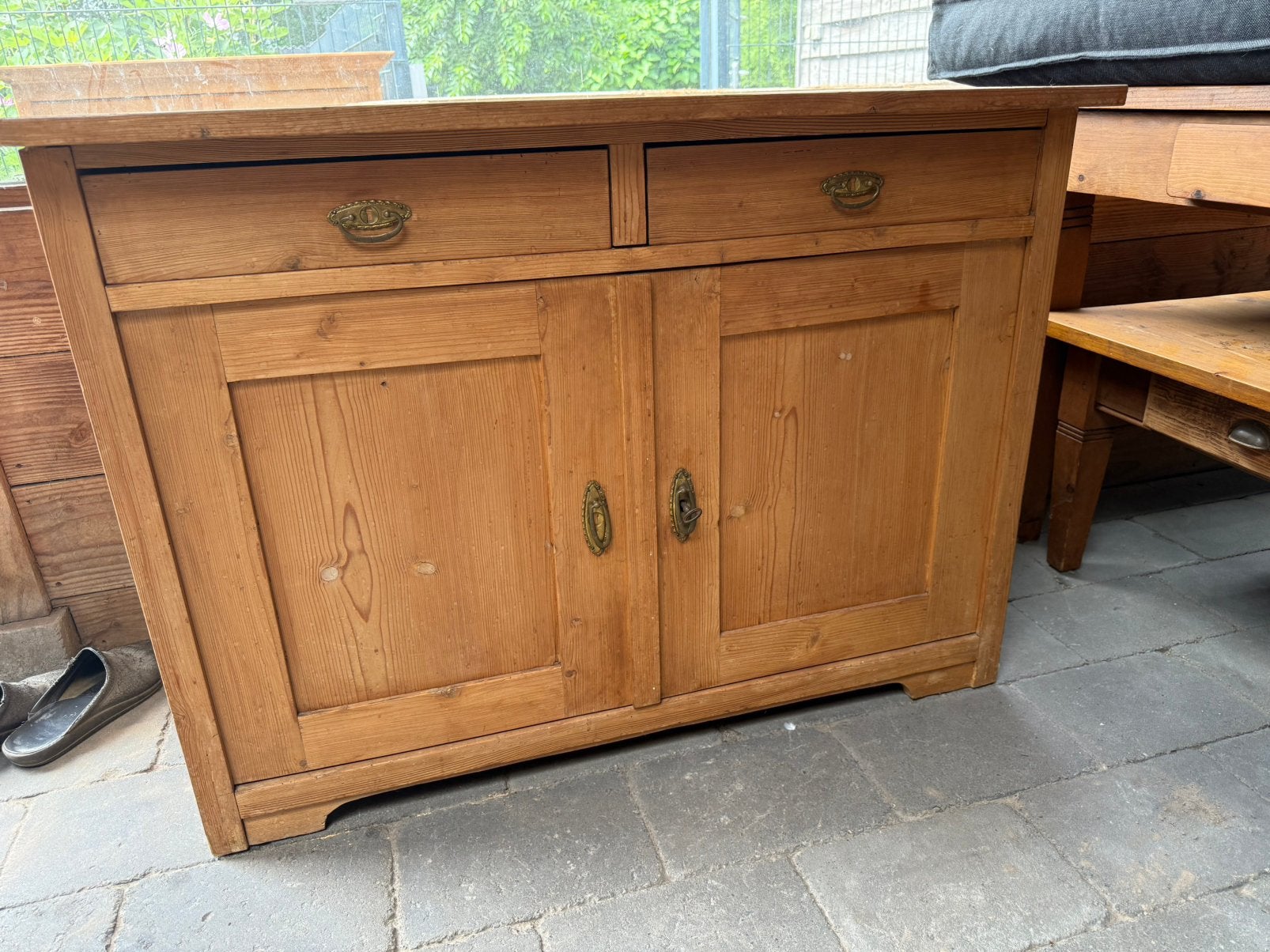 Oud geloogd grenen kastje dressoir, Ophalen