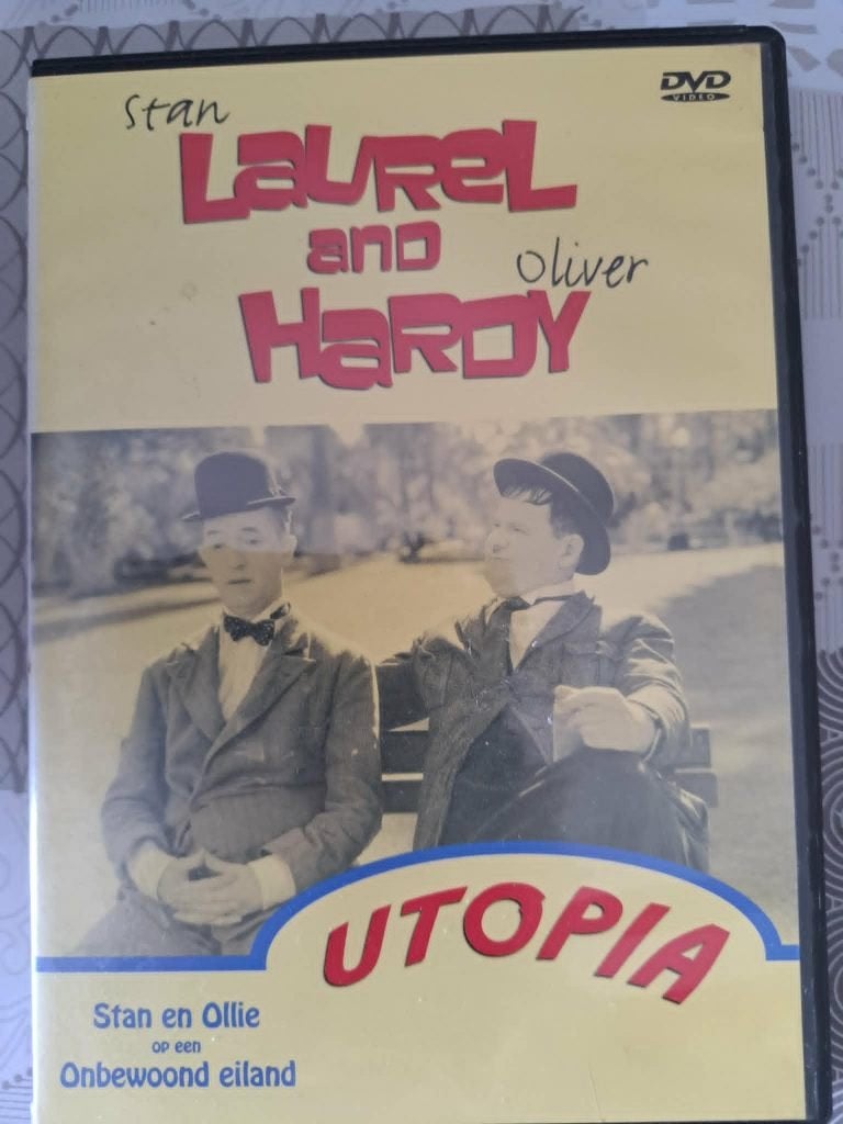 utopia  ( laurel & hardy ), Cd's en Dvd's, Dvd's | Klassiekers, Ophalen of Verzenden, Zo goed als nieuw
