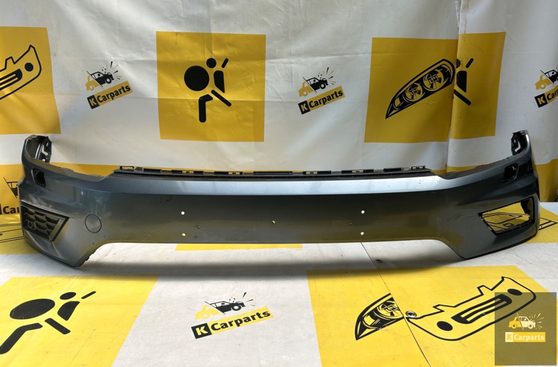 Voorbumper Volkswagen Tiguan 5na PDC KLS 5NA807221 bumper, Info@fabrikant.eu, Bumper, Fabrikant BV, Gebruikt