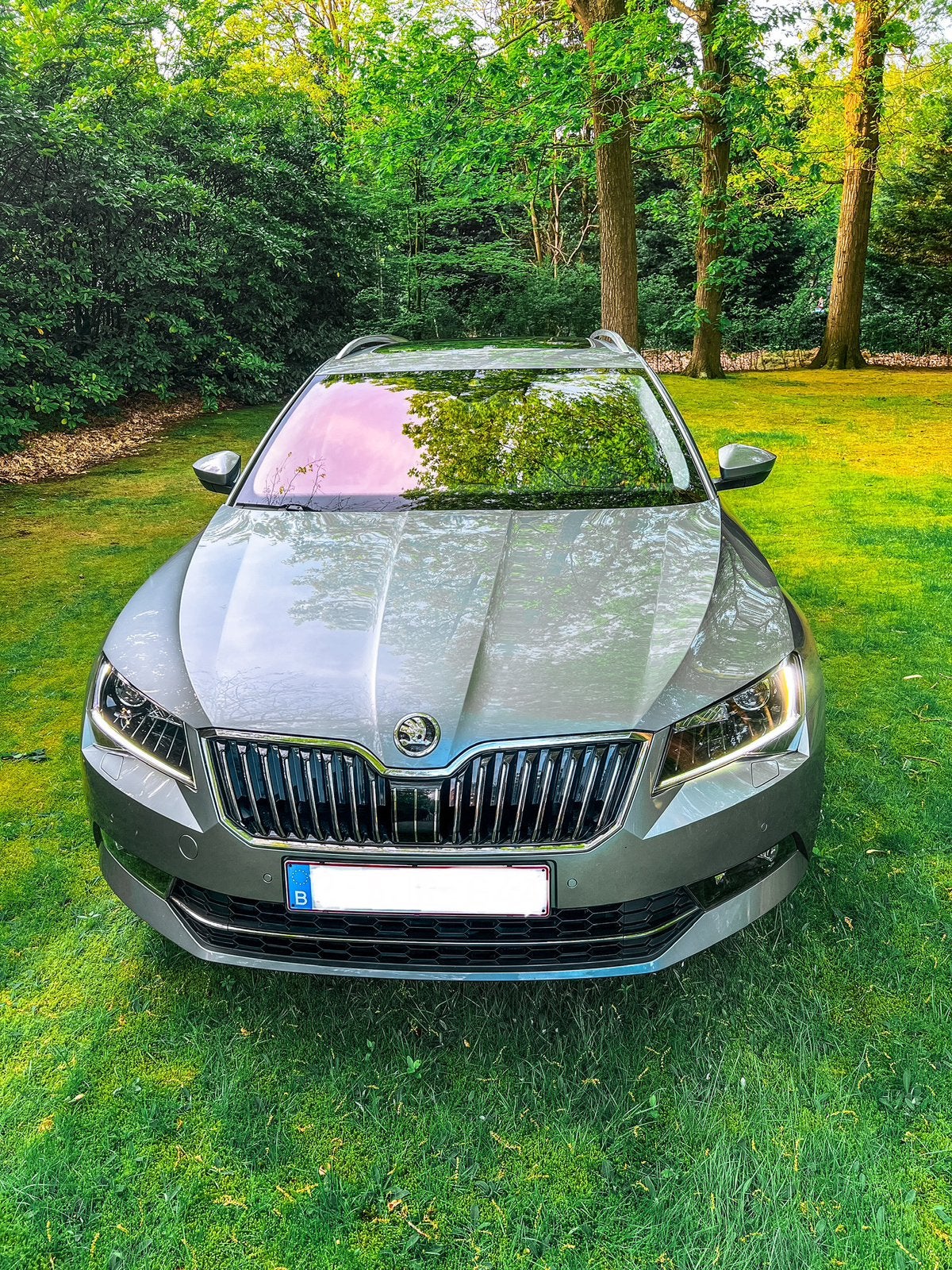 Skoda Superb Combi 2.0 TDI L&K /ACC /BI-Xenon /PANO /NAVI, Autos, Cuir, Argent ou Gris, 5 portes, Particulier