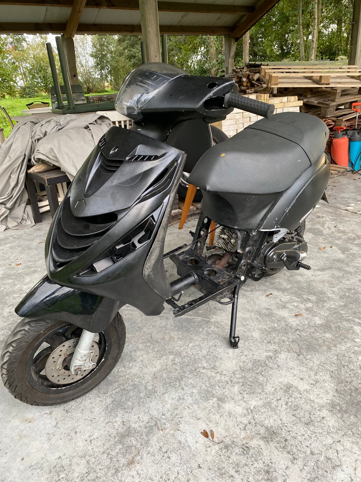 Zip 2 takt 70cc geen papieren, Fietsen en Brommers, Ophalen, Zo goed als nieuw, Benzine, Zip