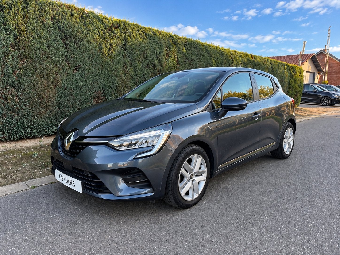 Renault Clio | 19.000km | Navigatie | Led | Benzine | 1ste, Auto's, Voorwielaandrijving, Dealer onderhouden, Stof, Lane Keeping Assist