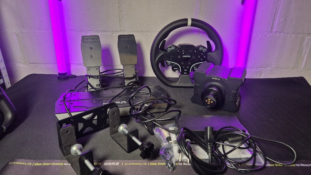 MOZA R5 set, Informatique & Logiciels, Enlèvement, Utilisé, Moza Racing