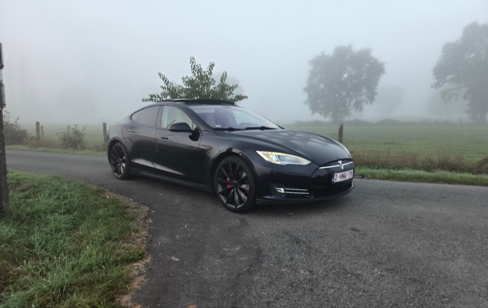 tesla model s85 Tesla free charge, Auto's, Particulier, Te koop