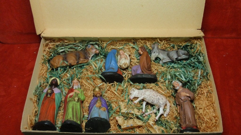 Compleet oud set 13 st kerstbeeldjes in papier maché, Diversen, Ophalen of Verzenden, Gebruikt