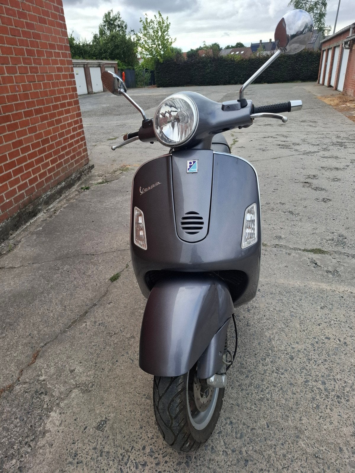 Vespa gt 200 grandturismo, Particulier