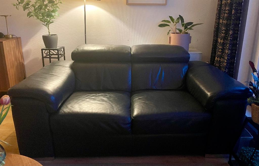 Heel comfortabele lederen zetel, Huis en Inrichting, Zetels | Zetels, Ophalen, Hedendaags design, 150 tot 200 cm, Tweepersoons