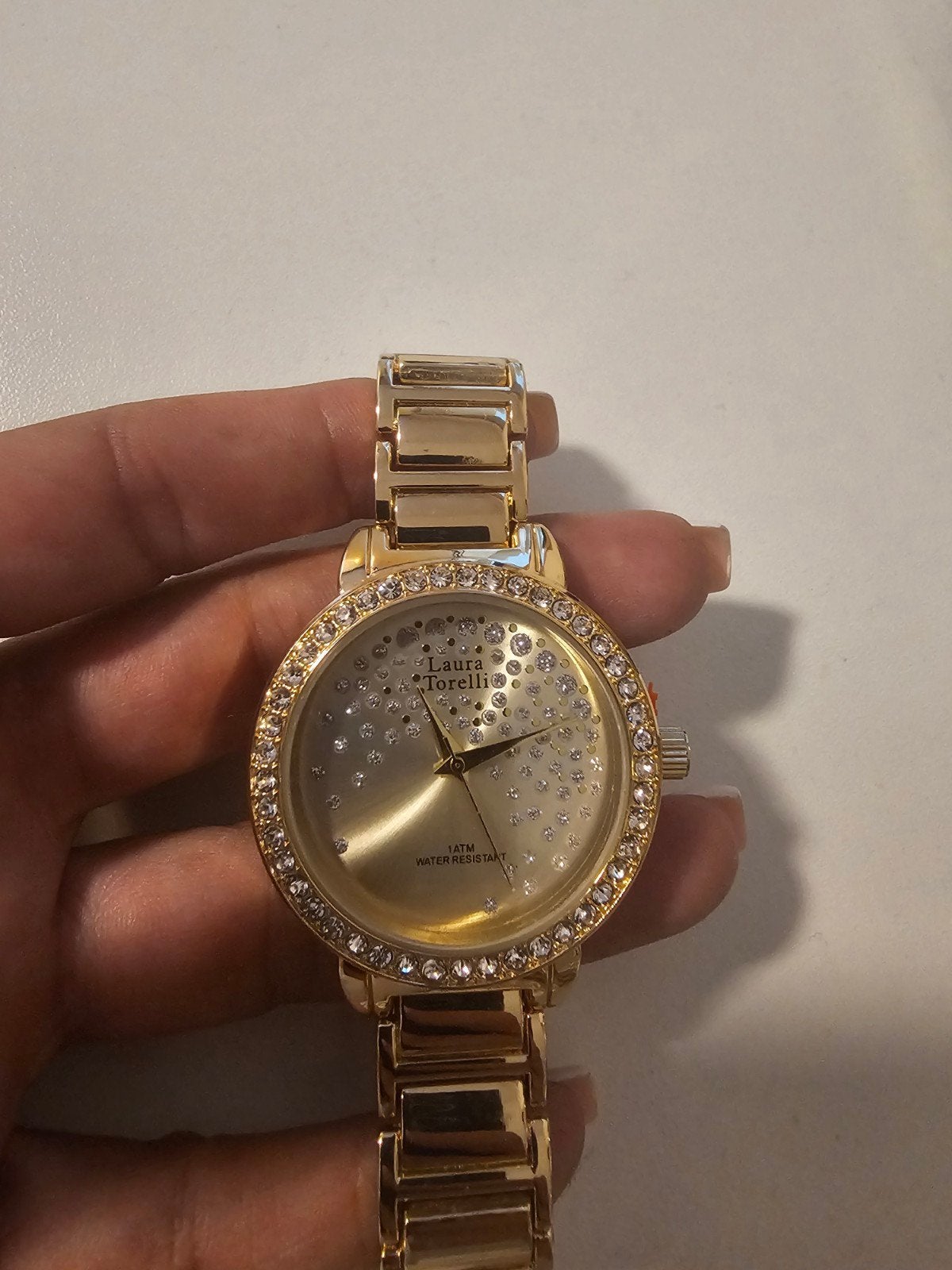 Montre Femme Dorée – Neuve, Bijoux, Sacs & Beauté, Montres | Femmes, Acier, Avec strass, Acier, Envoi