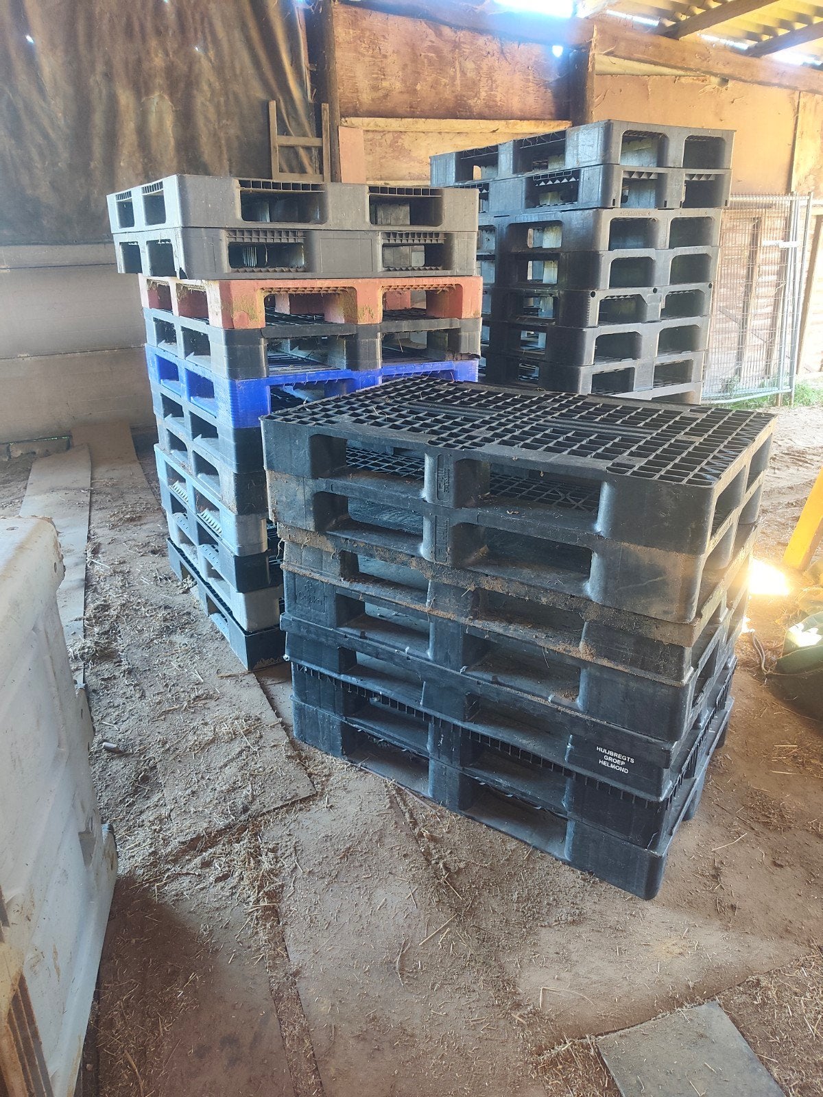 plastiek paletten en plastieken bakken, Doe-het-zelf en Bouw, Ophalen