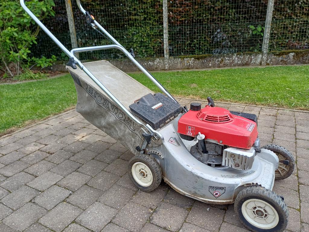 Honda HR 194 grasmaaier, Tuin en Terras, Grasmaaiers, Ophalen, Cirkelmaaier, Honda, Gebruikt
