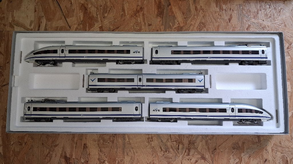 Märklin 37782 HO Spaanse AVE, Hobby en Vrije tijd, Ophalen, Wisselstroom, Treinset, Zo goed als nieuw