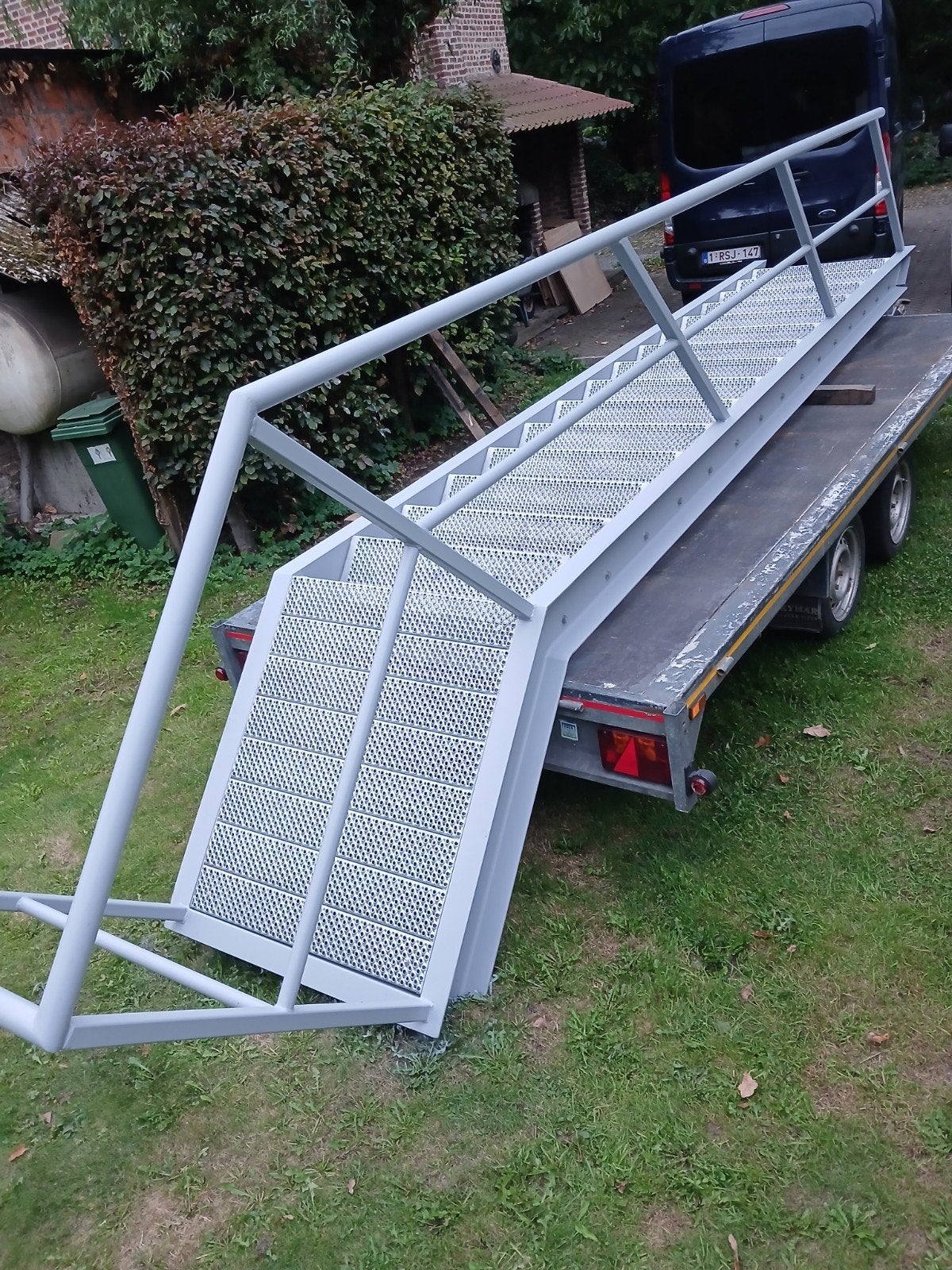 hout trap bordes ijzer gegalvaniseerde  trappen