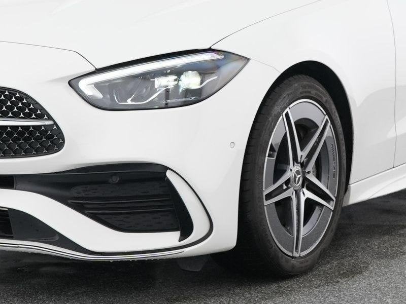 Mercedes-Benz C-klasse 200 Berline AMG Line | Panoramisch Da, Auto's, Automaat, 4 deurs, Zwart, 4 cilinders