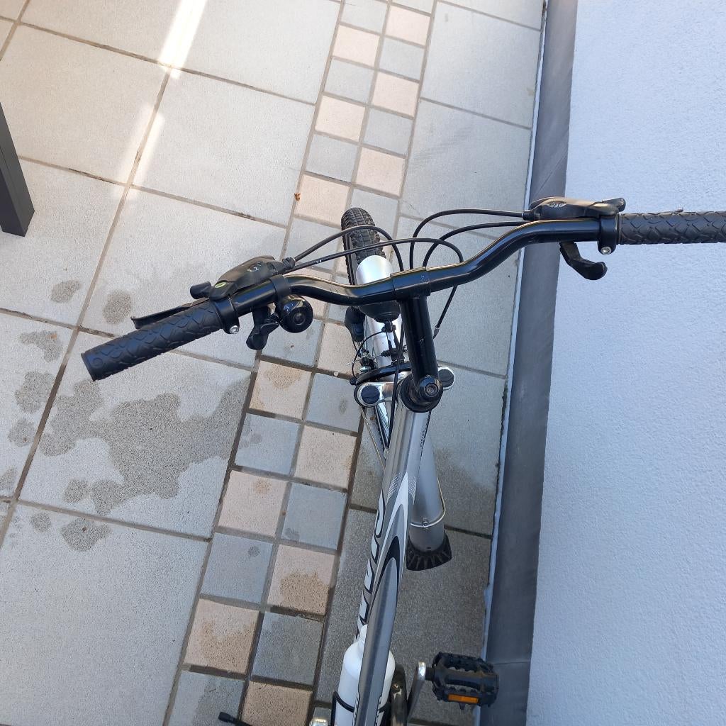 Vélo - Giant Rinco, cadre M, Enlèvement, Comme neuf, Giant, Vitesses