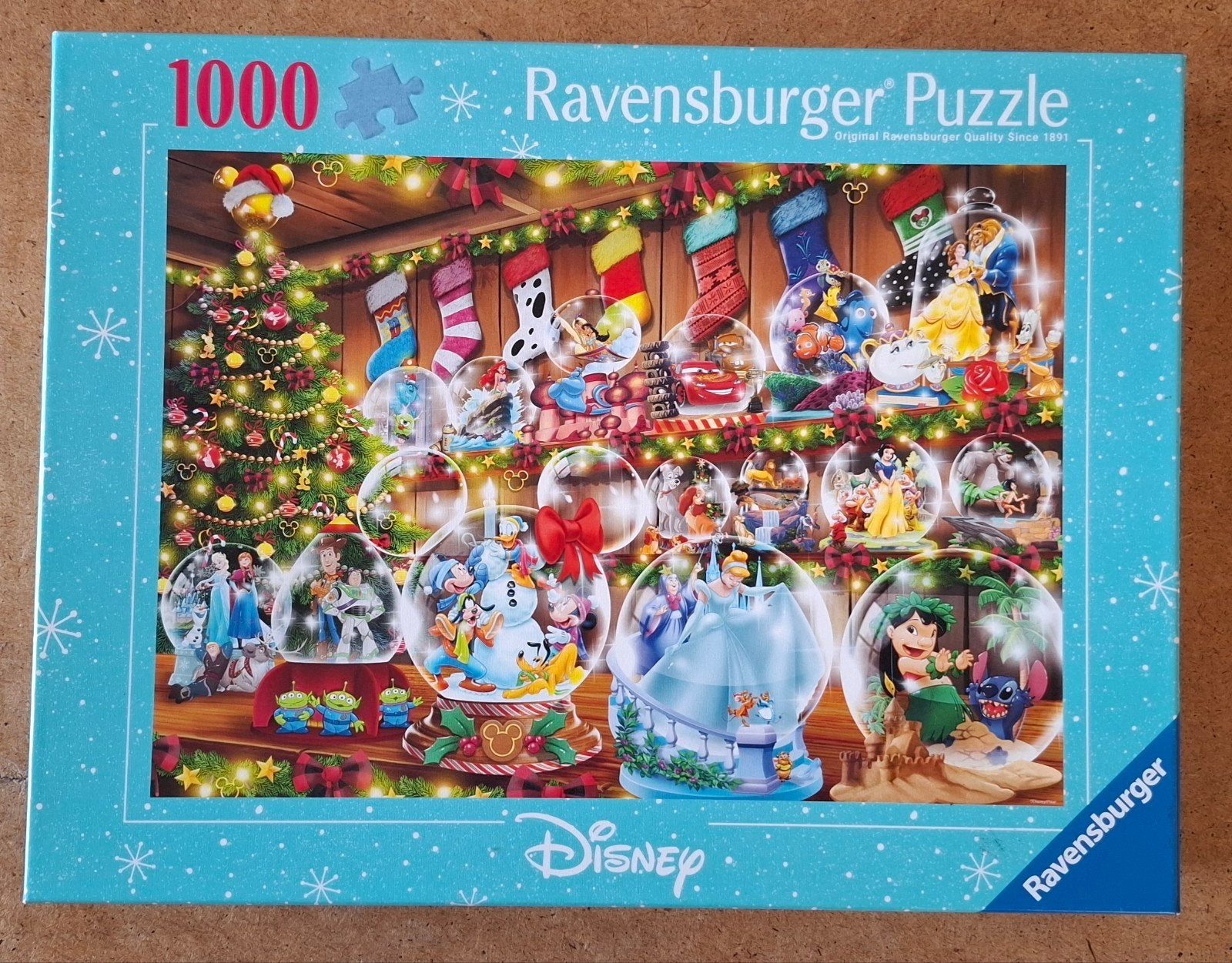 Ravensburger puzzel Disney kerst snow globes - 1000 stuks, Ophalen of Verzenden