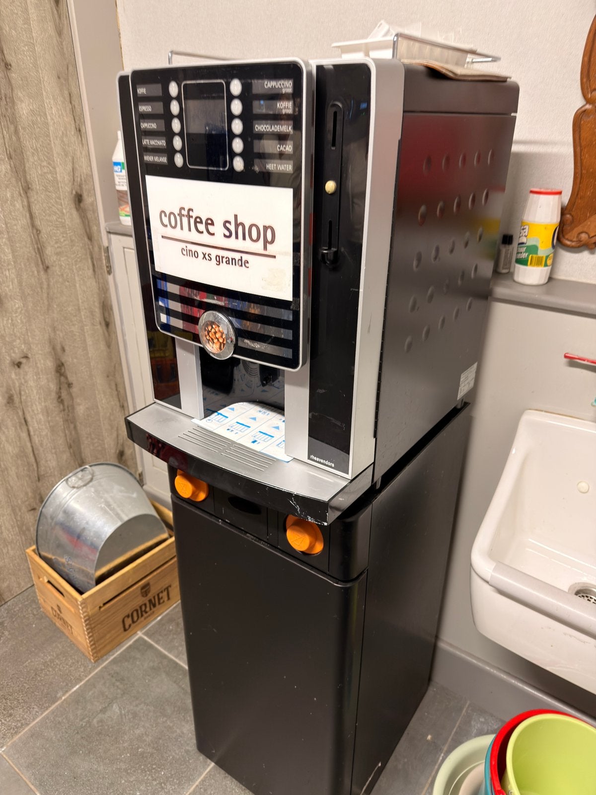 Bravilor Bonamat Coffee Shop Cino XS Grande, Elektronische apparatuur, Koffiezetapparaten, Ophalen, Zo goed als nieuw, Koffiemachine