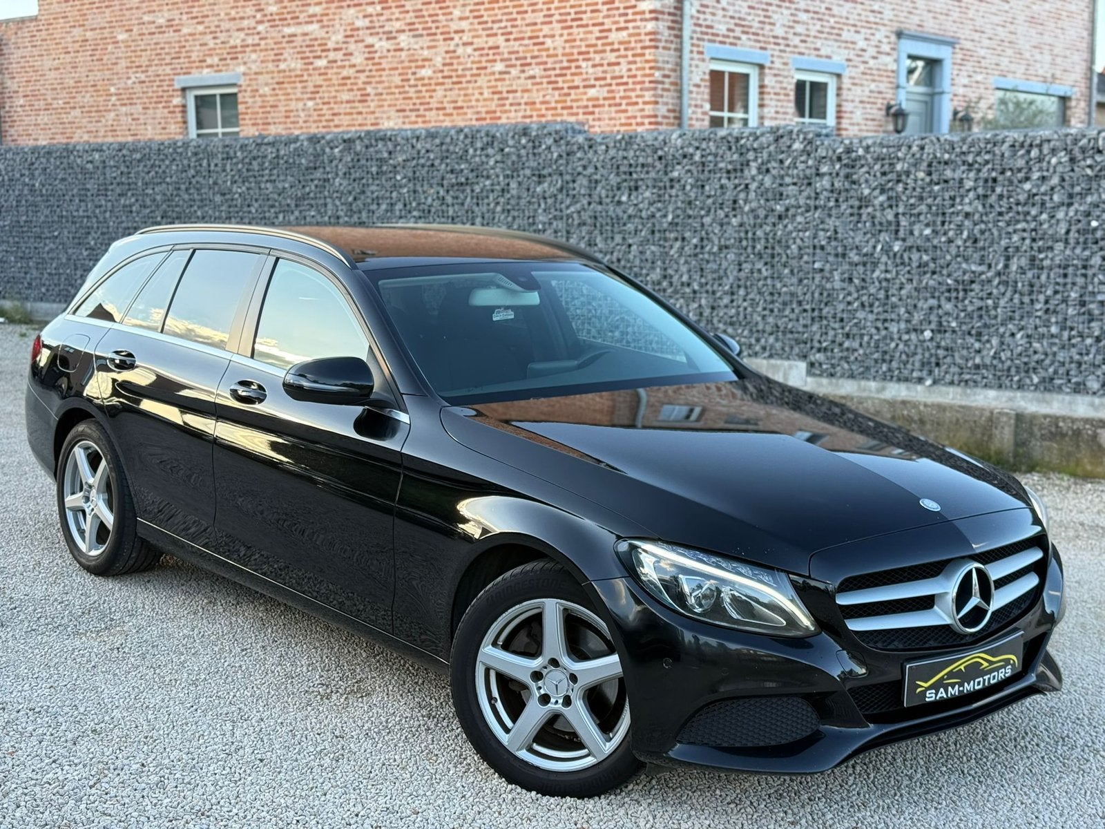 Mercedes C200d Break Automaat | Dealer Onderhouden | Navi, Auto's, Dealer onderhouden, 1800 kg, 4 cilinders, Zwart
