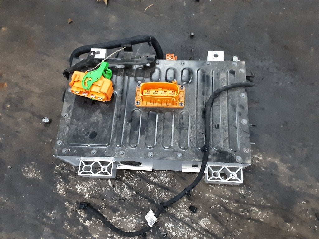 BATTERIE HAUT VOLTAGE Renault Arkana (RJLL) (295100391R), Renault, Mevr. I. Hauben, Utilisé, Rue de l'Espoir 34 34
4030  GRIVEGNÉE, BE