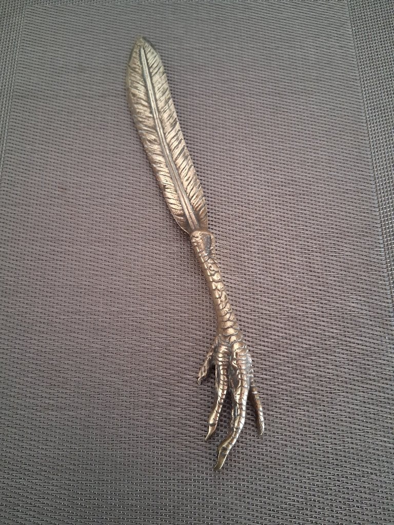 OUVRE-LETTRES EN BRONZE VICTORIEN, Enlèvement ou Envoi
