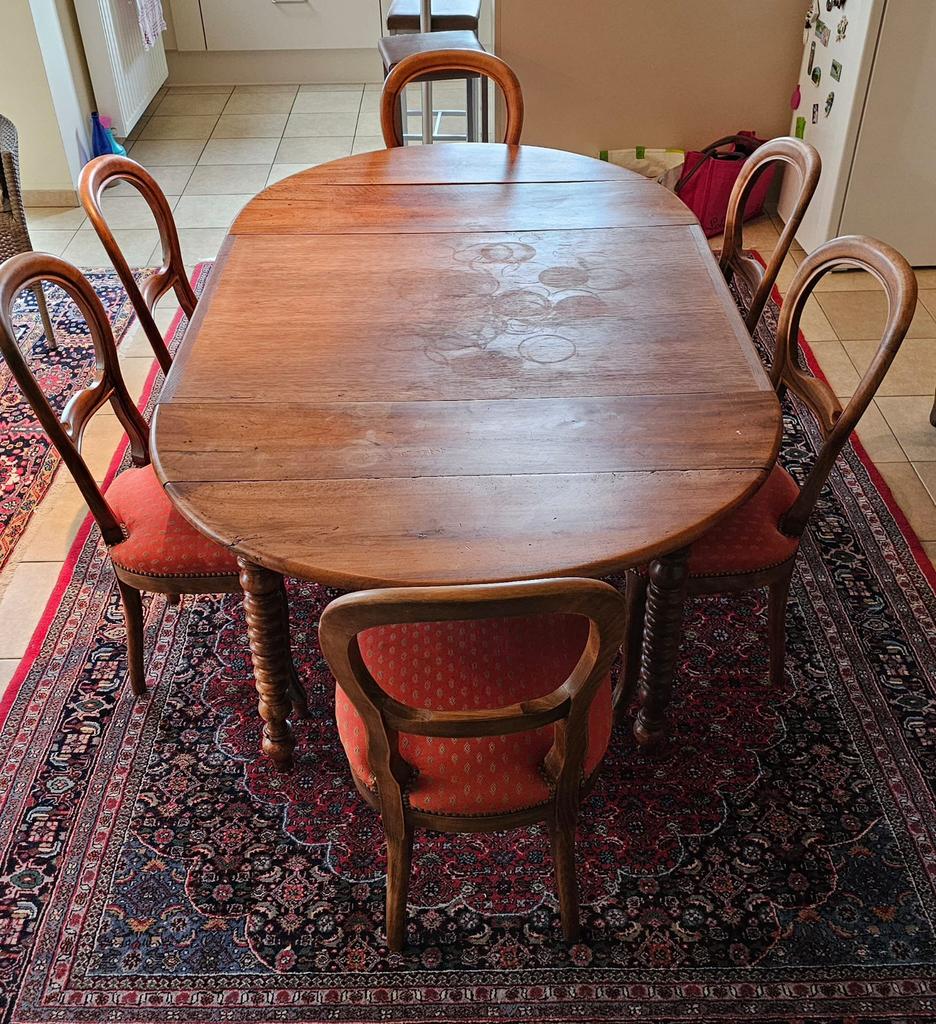 Table et chaises en merisier, pour 4 ou 6 personnes, Maison & Meubles, Enlèvement, Utilisé, Cinq personnes ou plus, Ovale