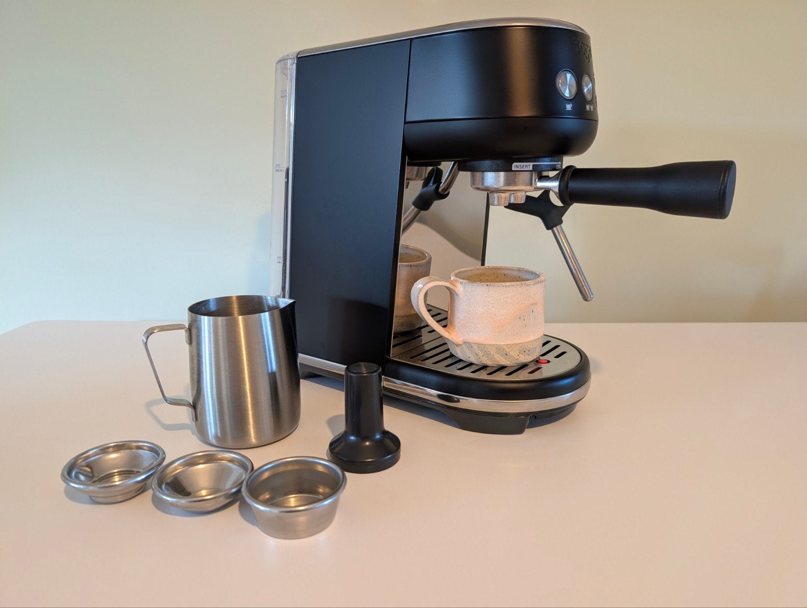 Sage Bambino Espressomachine + Accessoires, Elektronische apparatuur, Ophalen, Espresso apparaat, Gemalen koffie, Zo goed als nieuw
