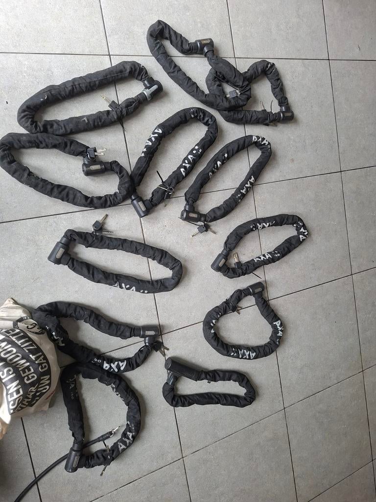 Partij fietssloten axa art2 te koop, Ophalen