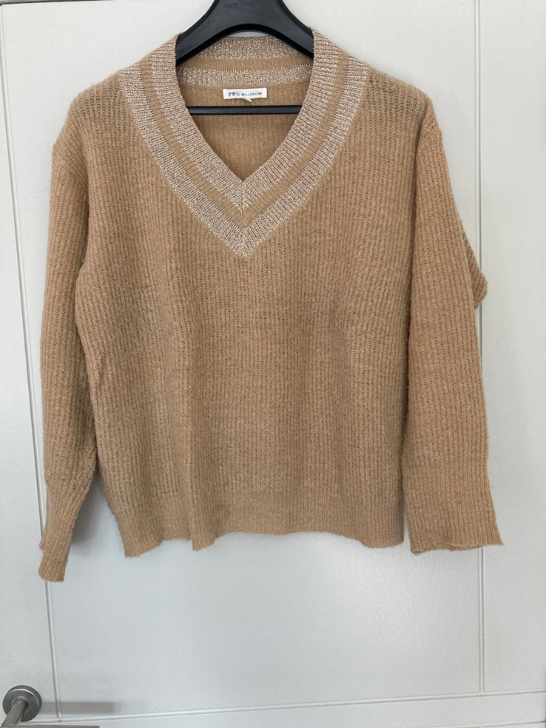 Mooie wijde trui MILLENIUM. TU. Zeer goede staat, Kleding | Dames, Millenium, Ophalen of Verzenden, Zo goed als nieuw, Bruin