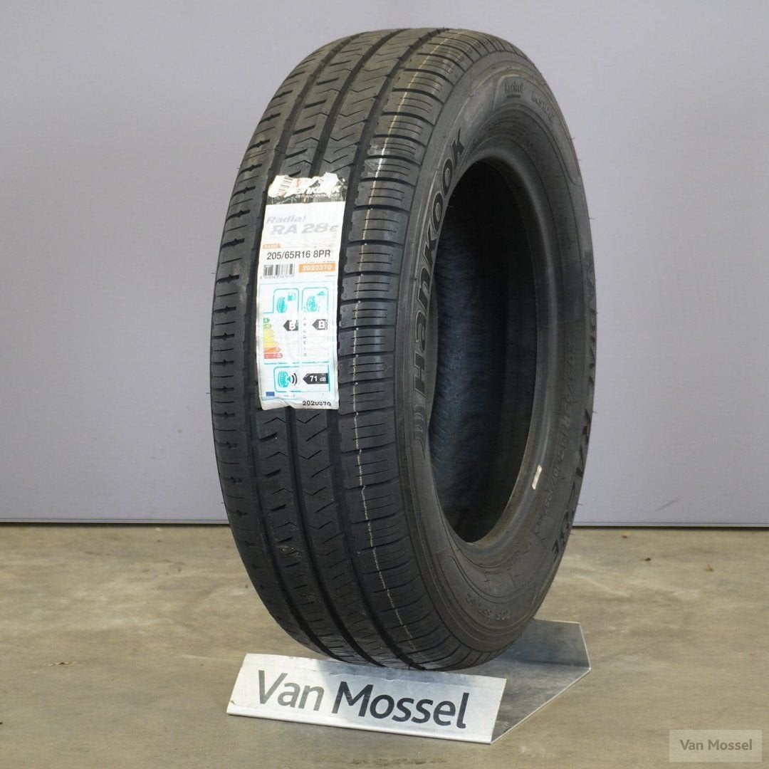 Hankook Radial RA 28E Zomerband 205/65/R16, 16 pouces, Véhicule de tourisme, Pneus été, -