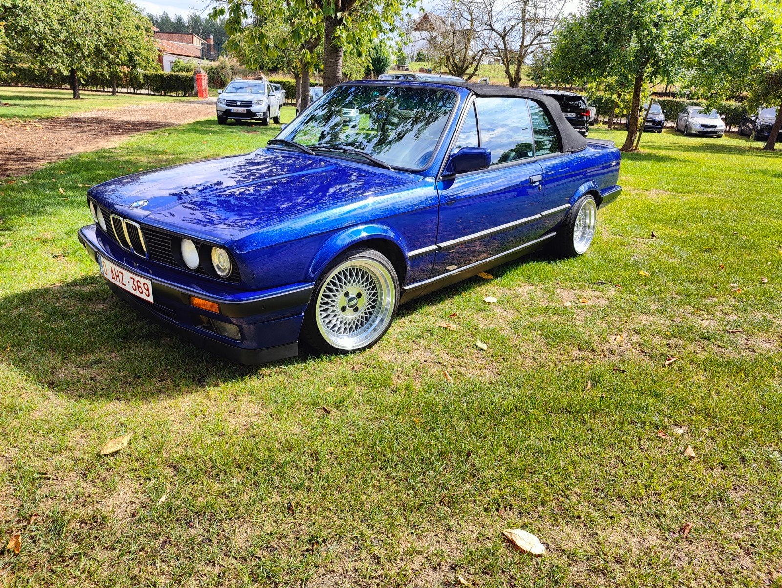 E30 cabrio 320i, Autos, Achat, Cabriolet, Boîte manuelle, Particulier