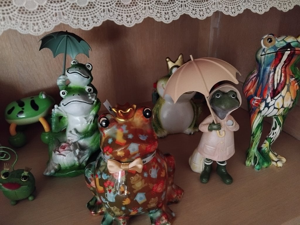 Beeldjes en andere ook beeldjes in biscuit porselein bieden, Verzamelen, Ophalen, Zo goed als nieuw