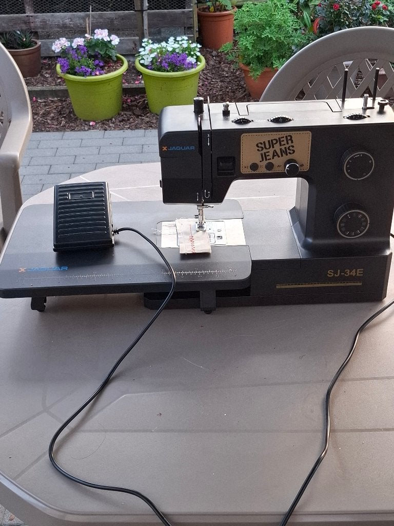 Naaimachine JAGUAR SJ-34E, Hobby en Vrije tijd, Naaimachines en Toebehoren, Ophalen, Zo goed als nieuw, Naaimachine, Overige merken