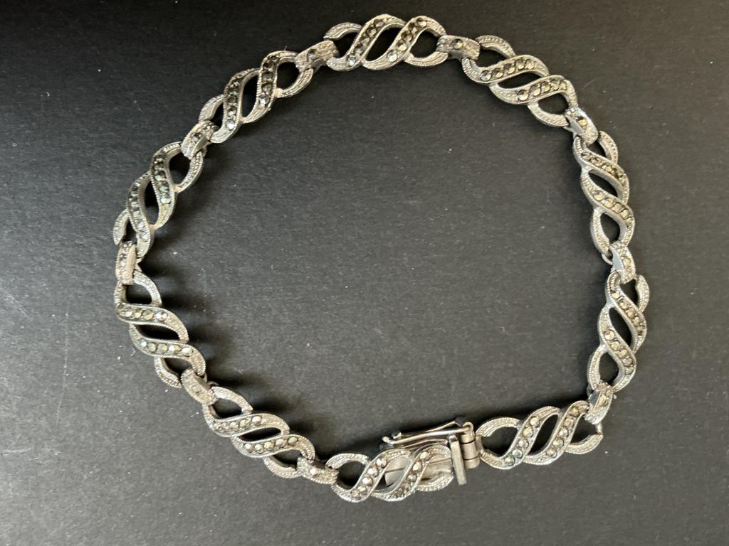 Klassieke vergulde schakelarmband in Art Deco-stijl, Ophalen of Verzenden, Zo goed als nieuw, Overige materialen