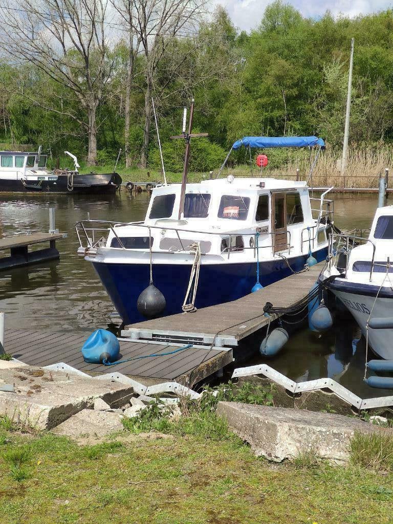 Motorboot te koop, Overige merken, 9 m, Gebruikt, 110 cm