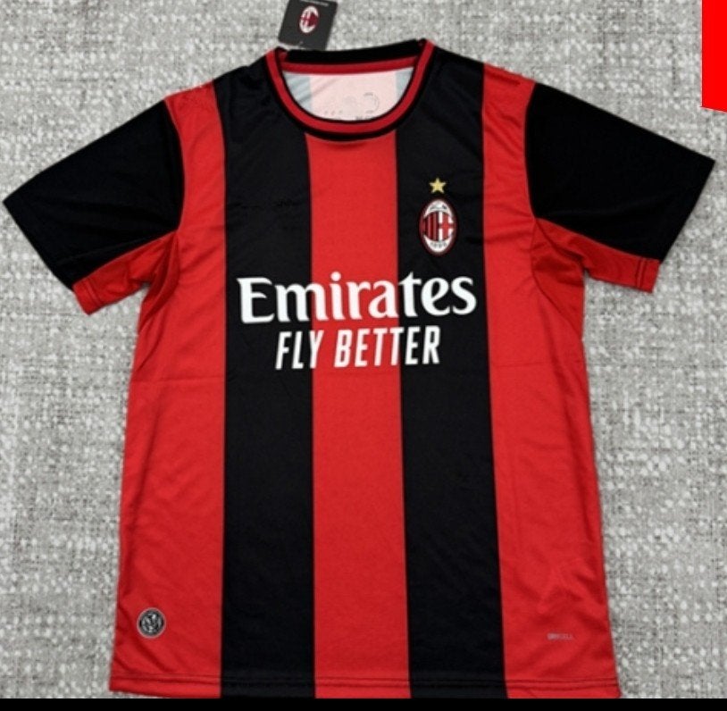 AC Milan Voetbal Thuisshirt Origineel Nieuw 2026, Sport en Fitness, Voetbal, Ophalen of Verzenden