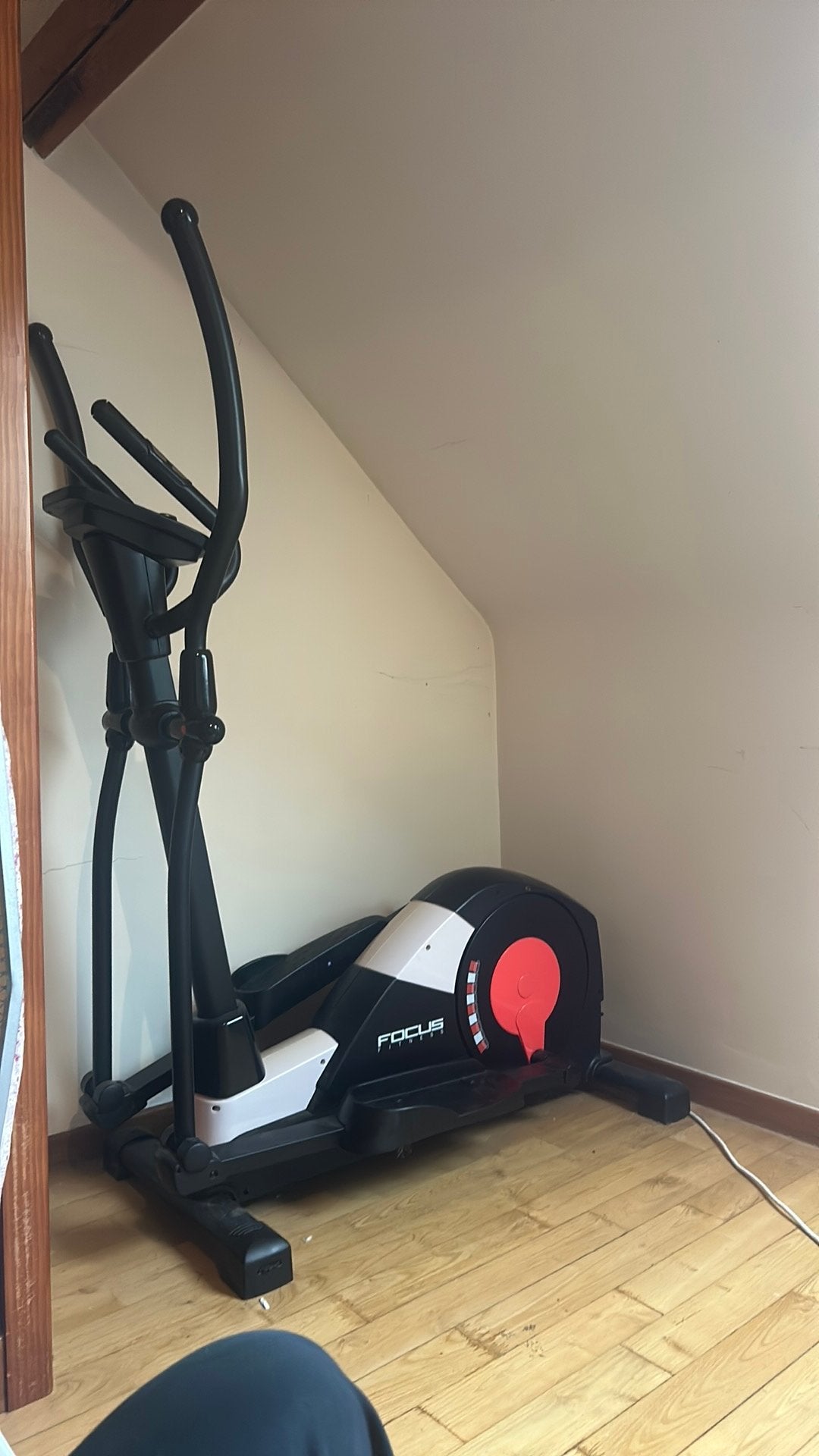 Focus Fitness Fox 3 iPlus Crosstrainer, Sport en Fitness, Ophalen, Zo goed als nieuw, Crosstrainer