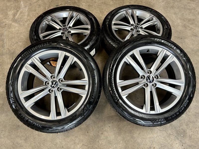 17 inch originele Sebring velgen + zomerbanden Volkswagen T-, Autos : Pièces & Accessoires, Neuf, Pneus et Jantes, Pneus été, -
