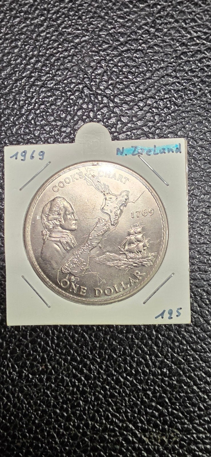 New-zeeland one dollar 1969 Cooks reis, Postzegels en Munten, Ophalen of Verzenden
