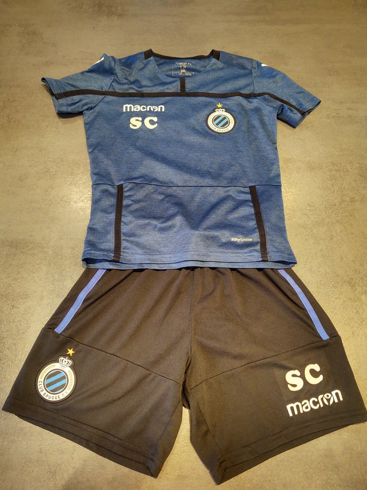 Originele Club Brugge Macron Trainingsset Jeugd U8 (Shirt +, Maat XS of kleiner, Ophalen of Verzenden, Gebruikt, Set