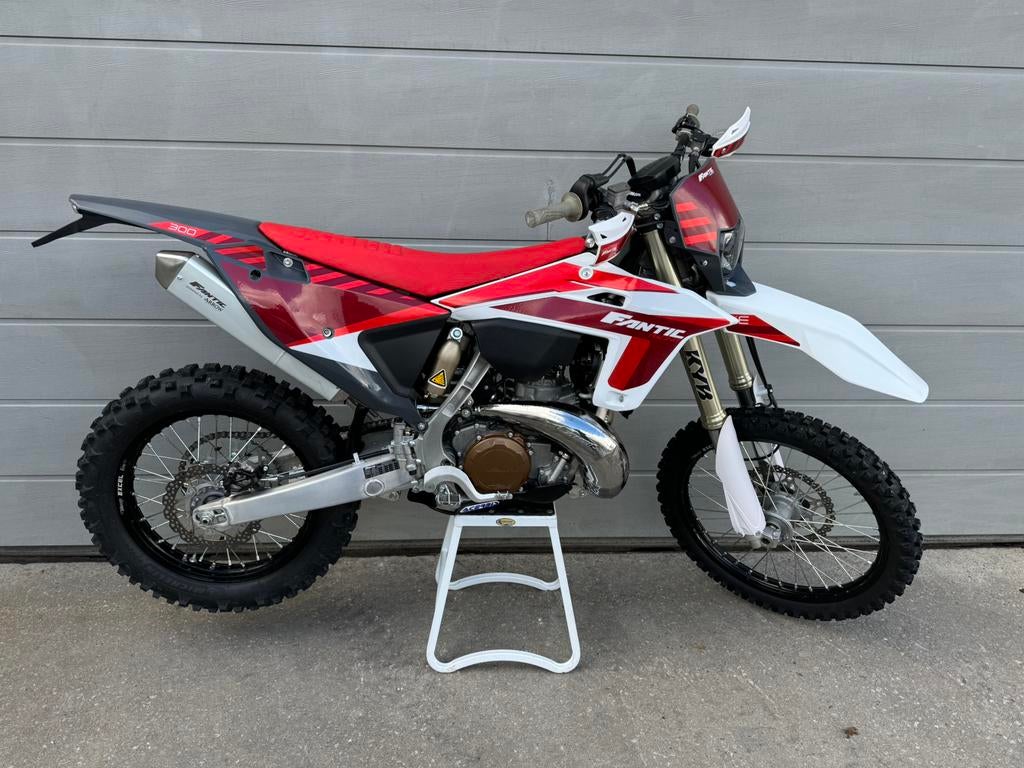 Fantic XE 300, Enlèvement
