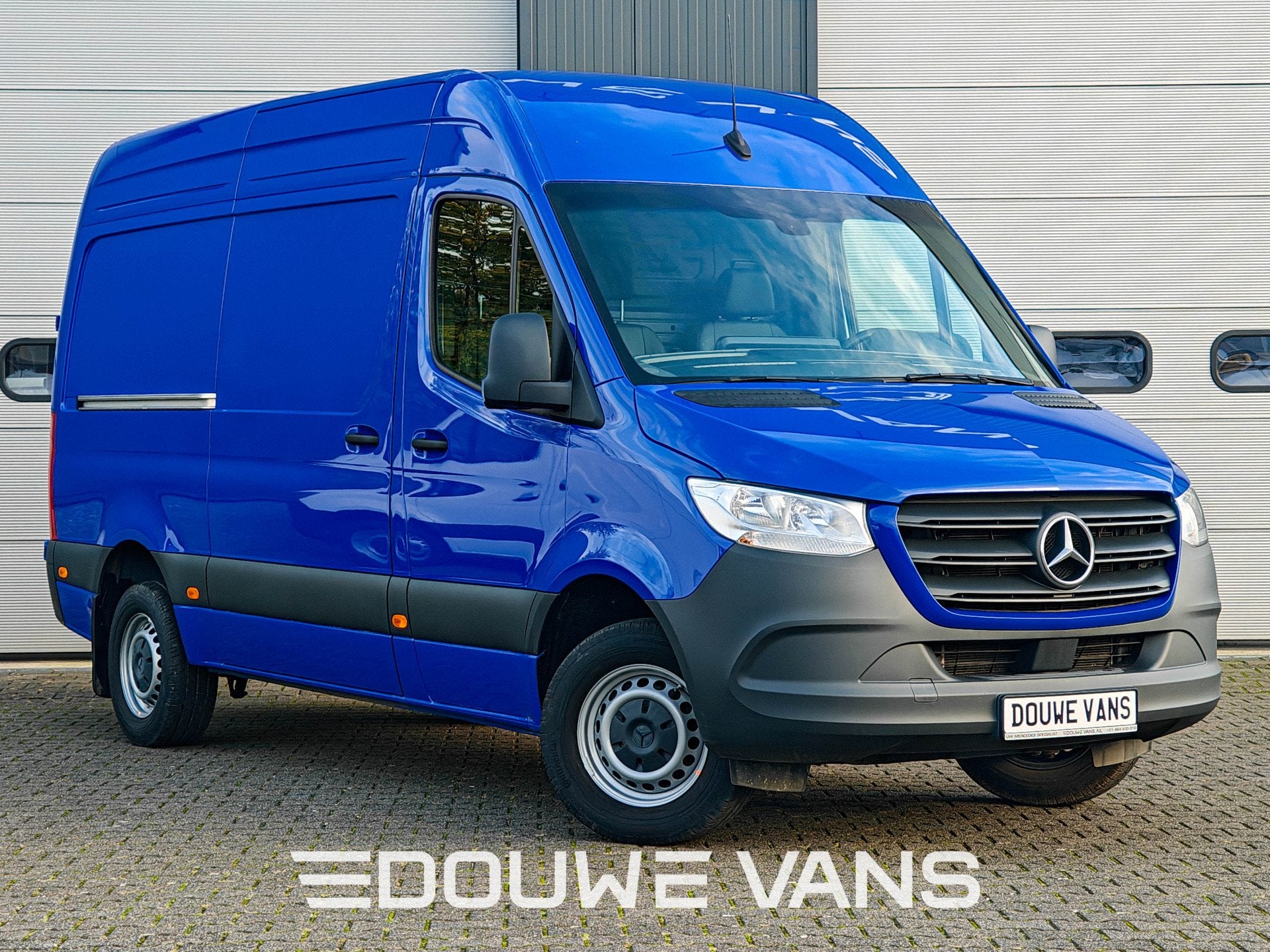 Mercedes-Benz Sprinter L2 H2 Automaat 315 BLAUW MBUX DAB Tre, Autos, Cuir, Achat, 110 kW, Entreprise