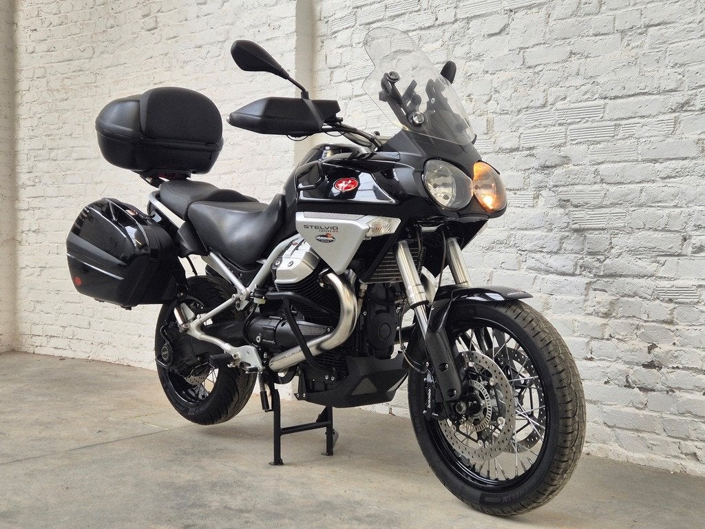 Moto Guzzi Stelvio 1200 2011 3x Koffers ABS  @motomobilia, Motoren, Motoren | Moto Guzzi, 2 cilinders, Occasion, Motorrijbewijs A